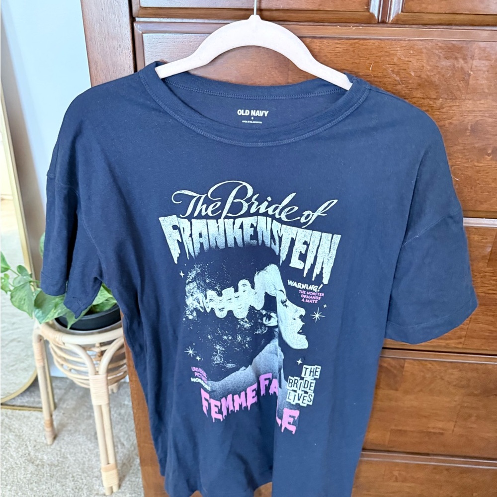 Old Navy Bride of Frankenstein Femme Fatale Tee